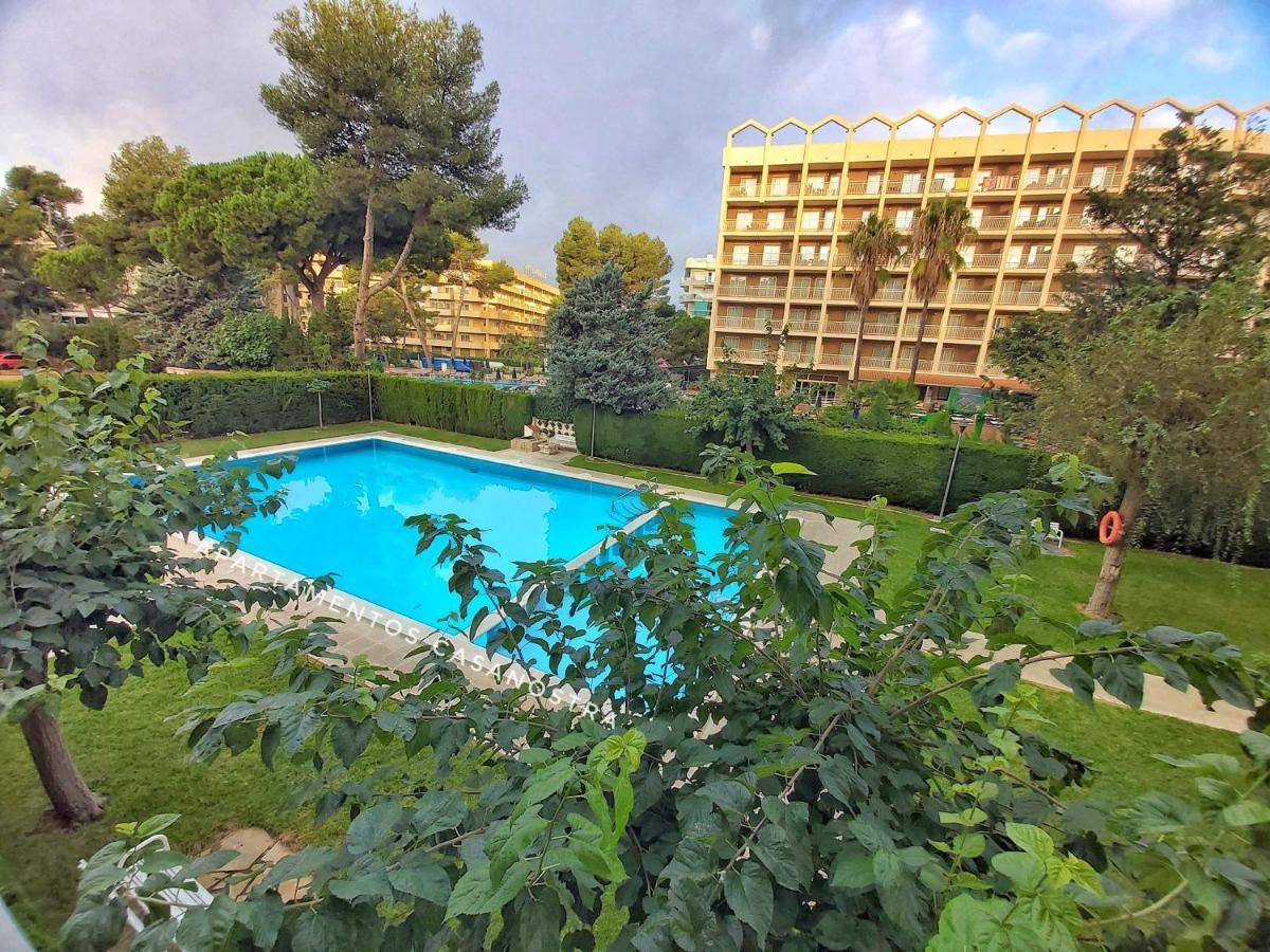 Apartamentos Casanostra Салоу Экстерьер фото