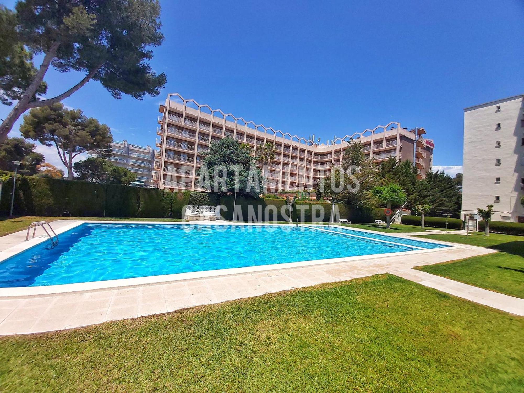 Apartamentos Casanostra Салоу Экстерьер фото